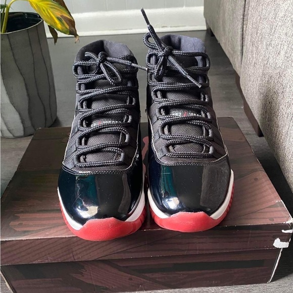 Jordan Bred 11 - Picture 7 of 7